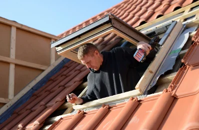 Pose de fenêtres de toit Velux à Cangey